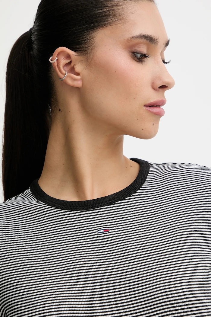 Tommy Jeans basic tričko dámske bavlnené s elastanom čierna DW0DW17383