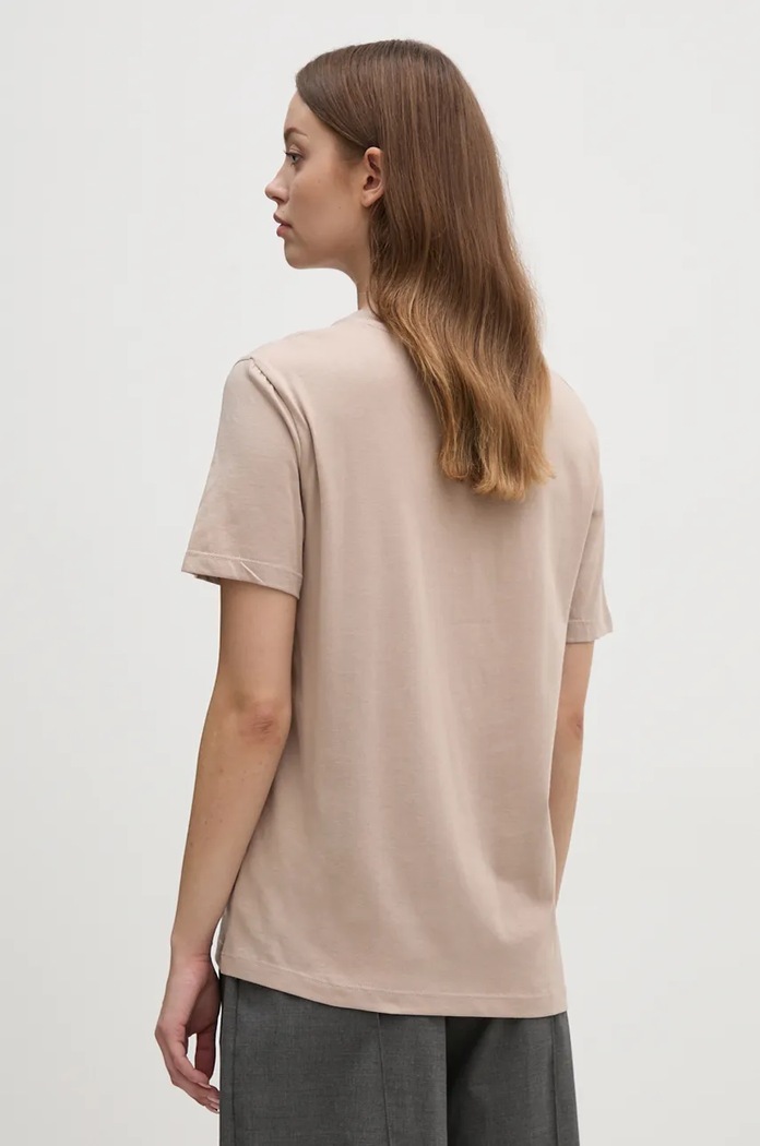 Abbigliamento Calvin Klein Jeans t-shirt in cotone J20J222560 beige