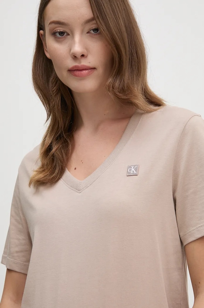 Calvin Klein Jeans t-shirt in cotone beige J20J222560