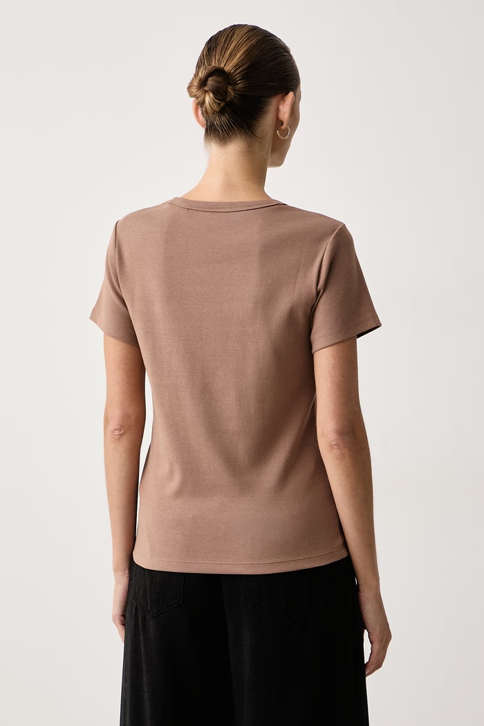 Odzież HUGO T-shirt damski z bawełną Deloris 50512002 beżowy