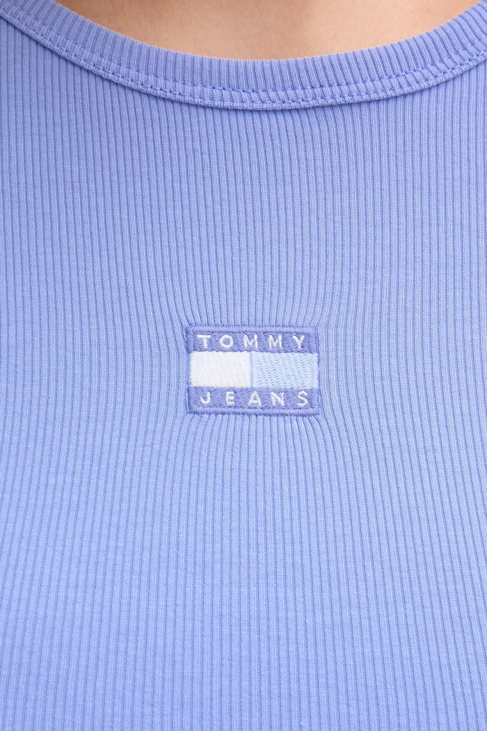 Oblečenie Tommy Jeans tričko dámske bavlnené s elastanom DW0DW17881 fialová
