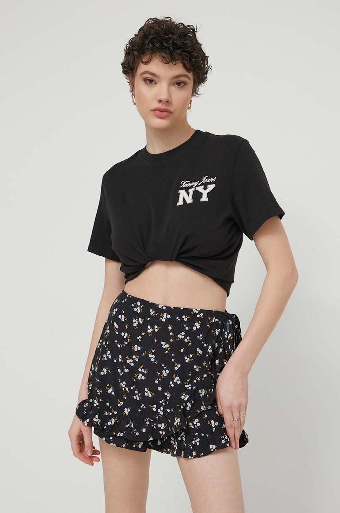 Bavlněné tričko Tommy Jeans kulatý černá DW0DW17829