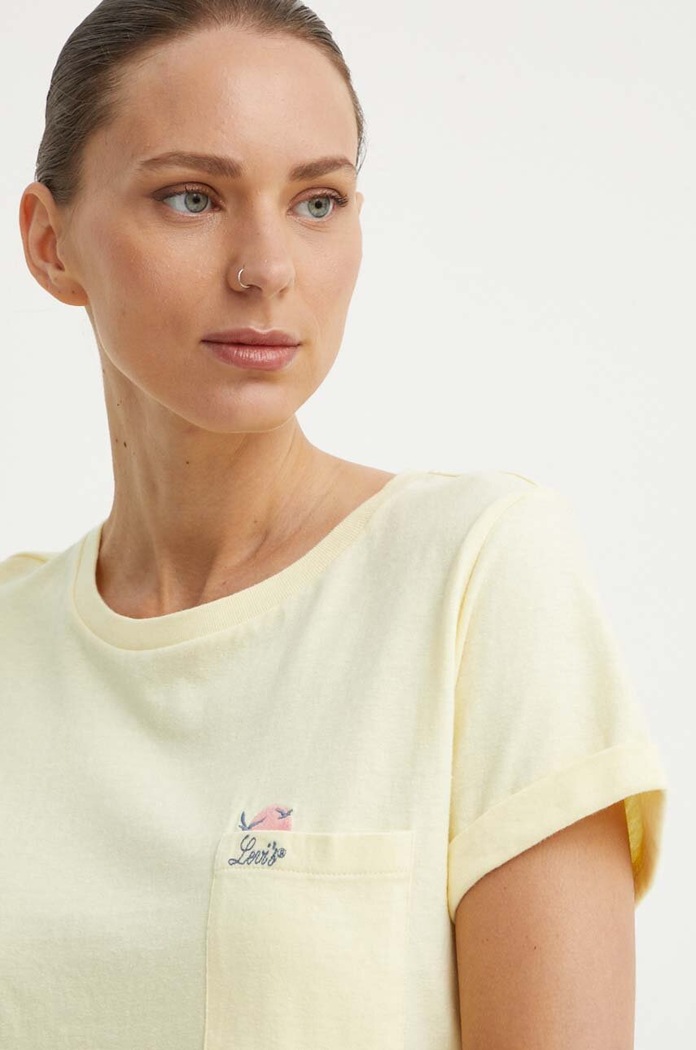 Βαμβακερό μπλουζάκι Levi's Levi's A7212 κίτρινο
