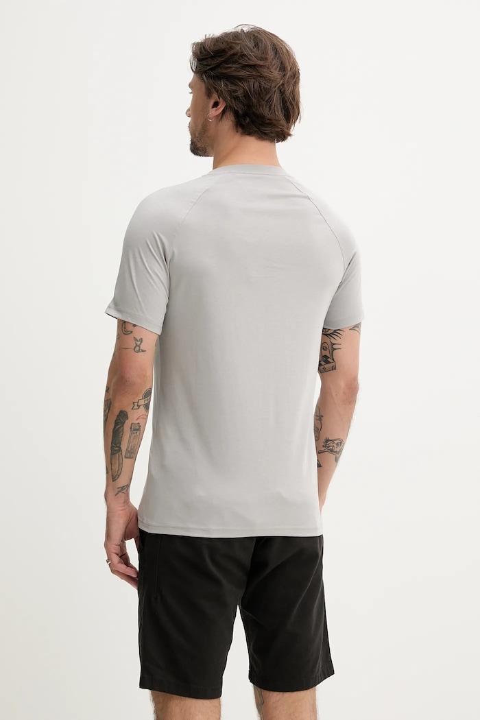 Oblečenie BOSS tričko pánske T-Shirt RN Slim Fit 50517970 sivá