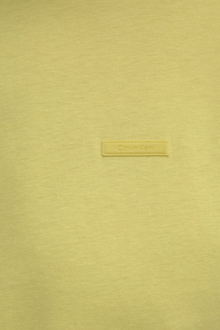 Calvin Klein tričko pánské bavlněné K10K112749 žlutá