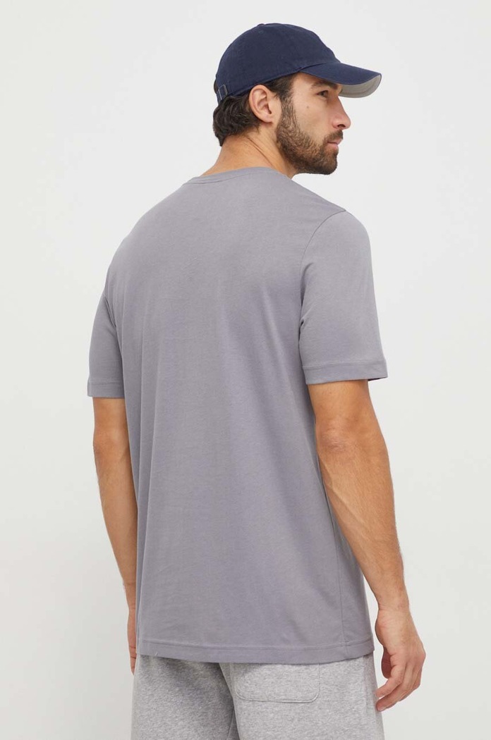 Oblečenie Bavlnené tričko adidas IW8836 sivá