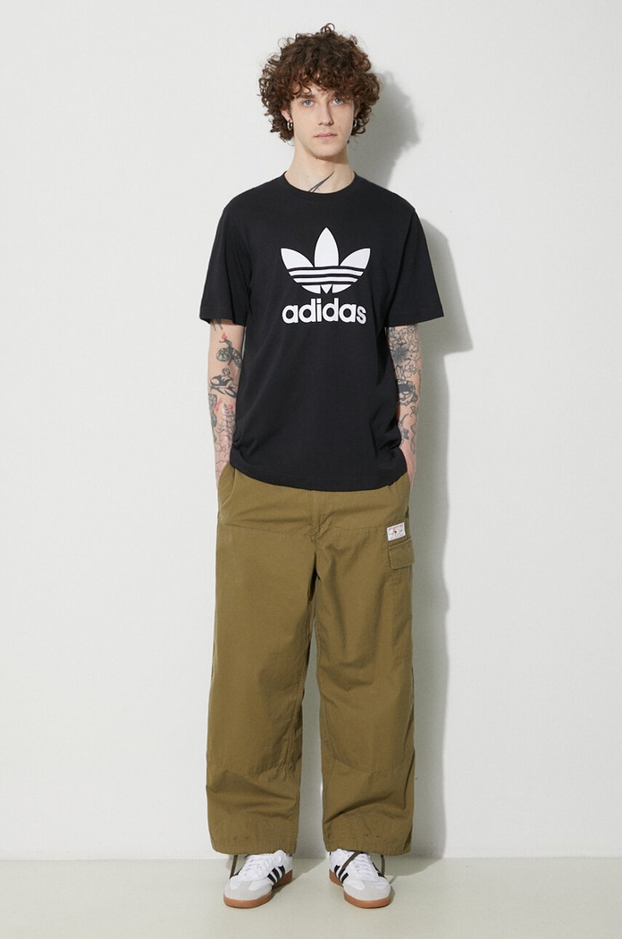 Bavlněné tričko adidas Originals Trefoil IU2364 černá SS24