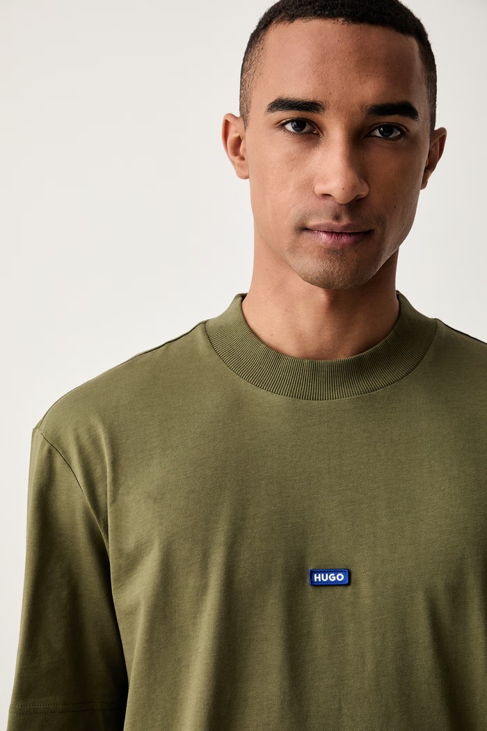 HUGO Blue T-shirt męski bawełniany Nieros zielony 50509991