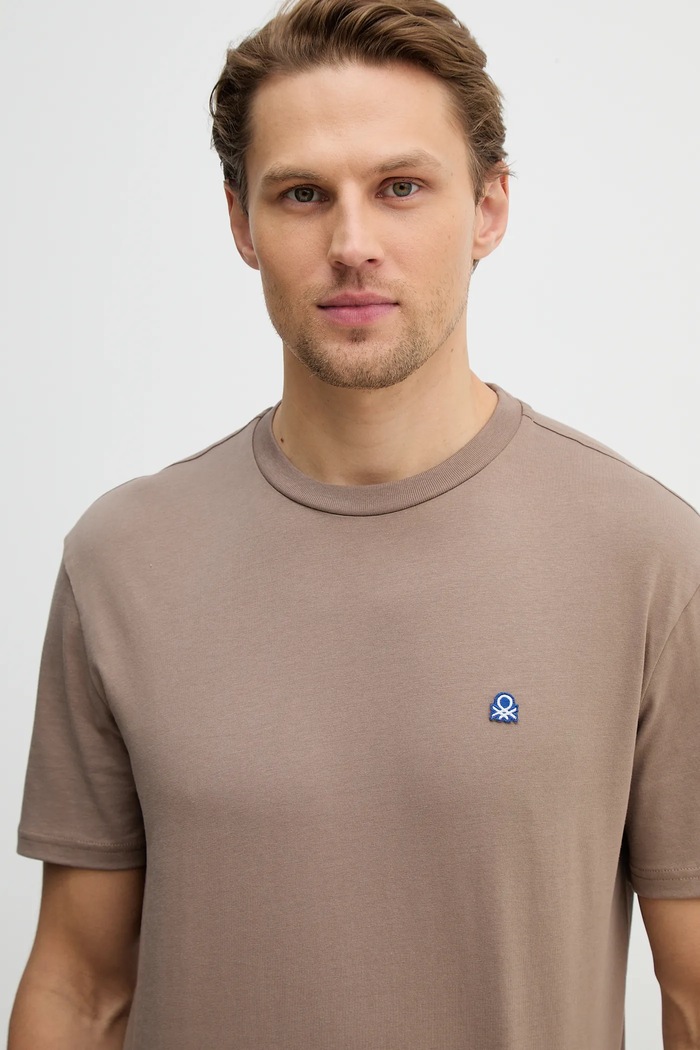 Bavlněné tričko United Colors of Benetton hnědá 3MI5J1AF7