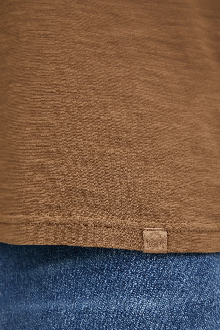 Bavlněné tričko United Colors of Benetton 3JE1J4264 hnědá
