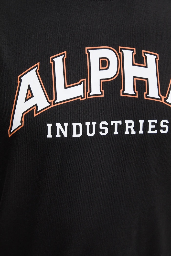 Βαμβακερό μπλουζάκι Alpha Industries College 146501 μαύρο