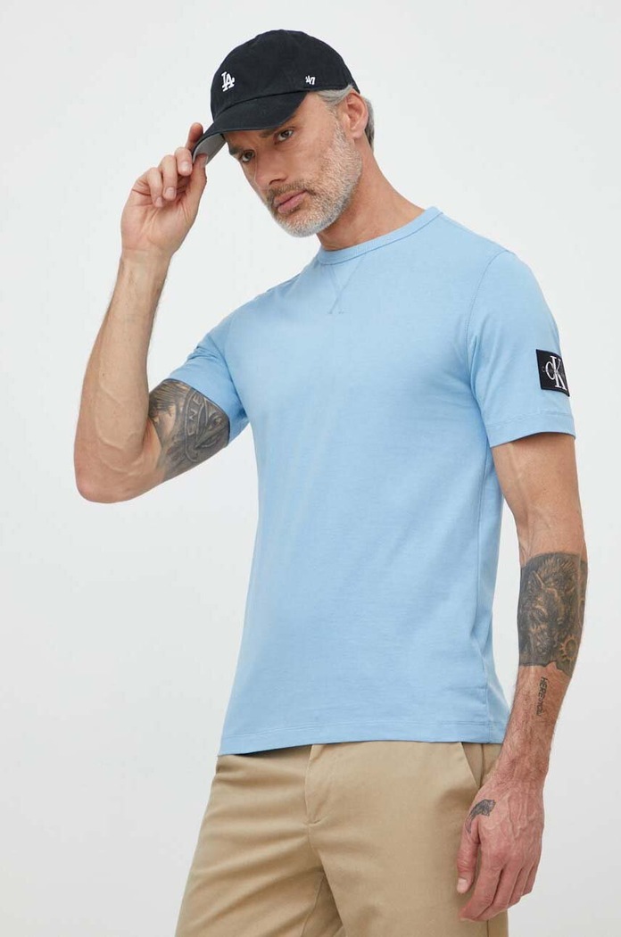 Calvin Klein Jeans T-shirt bawełniany J30J323484 niebieski AA00