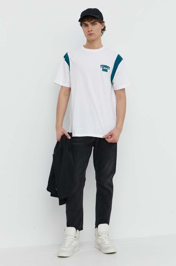 Tommy Jeans t-shirt bawełniany DM0DM18661 biały SS24