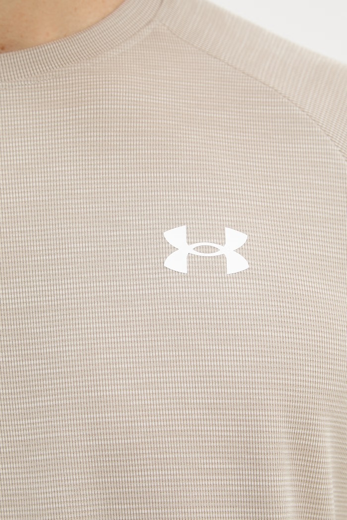 Under Armour tréningové tričko pánske Tech Textured 1382796 béžová