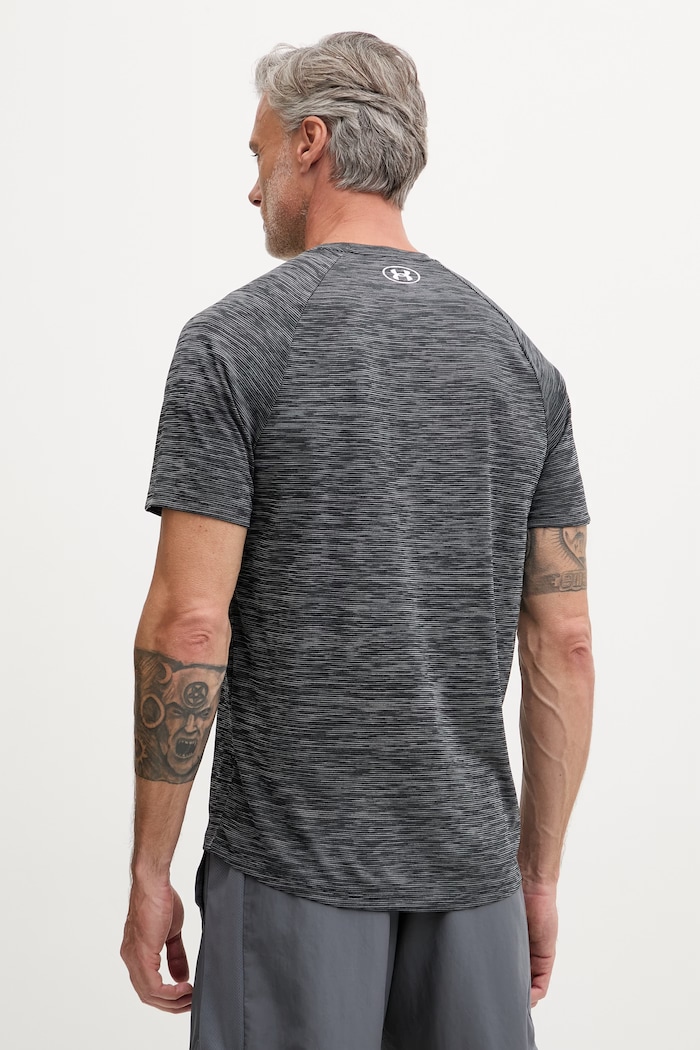 Oblečenie Under Armour tréningové tričko pánske Tech Textured 1382796 sivá