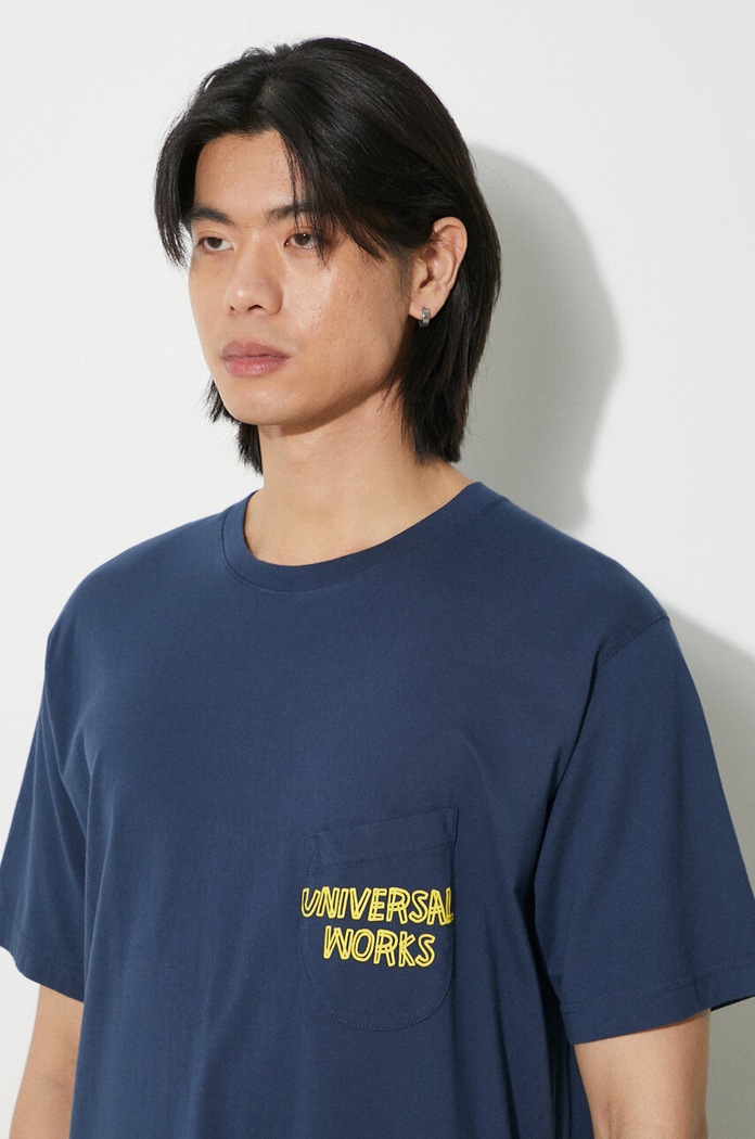Βαμβακερό μπλουζάκι Universal Works Print Pocket Tee 30611.NAVY σκούρο μπλε