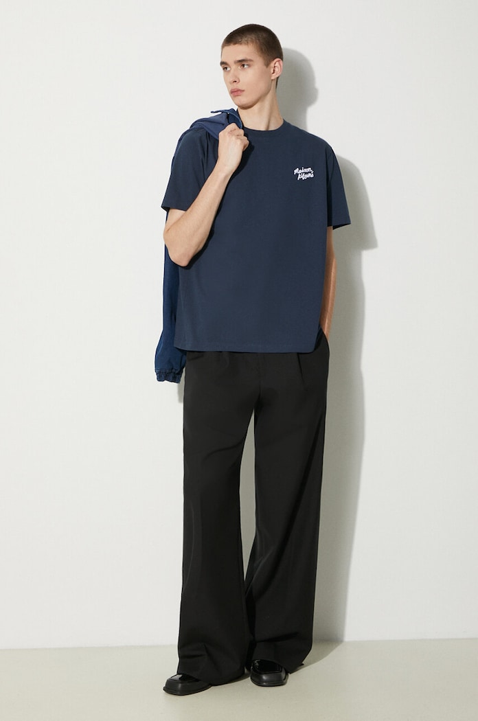Хлопковая футболка Maison Kitsuné Handwriting Comfort Tee Shirt MM00126KJ0118 тёмно-синий AA00