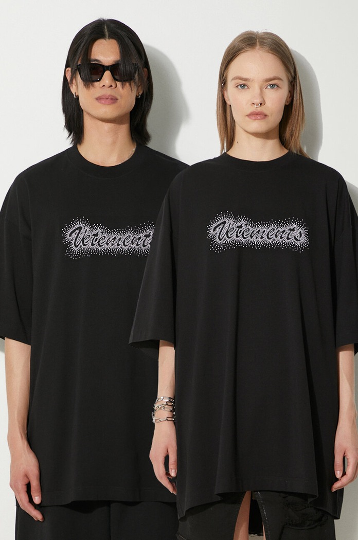 VETEMENTS cotton t-shirt Bling Logo T-Shirt relaxed black UE64TR360B