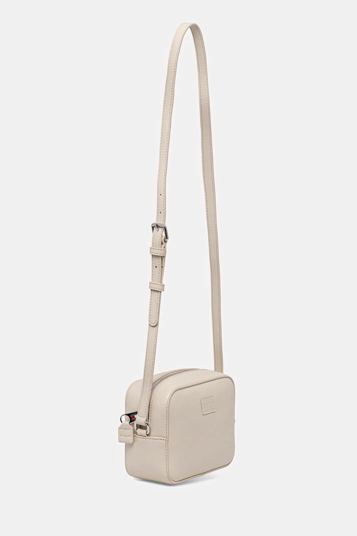 Tommy Jeans torebka AW0AW16964 beżowy SS25