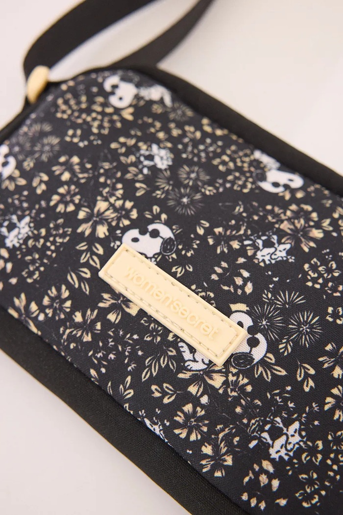 women'secret etui na telefon 1379709 czarny