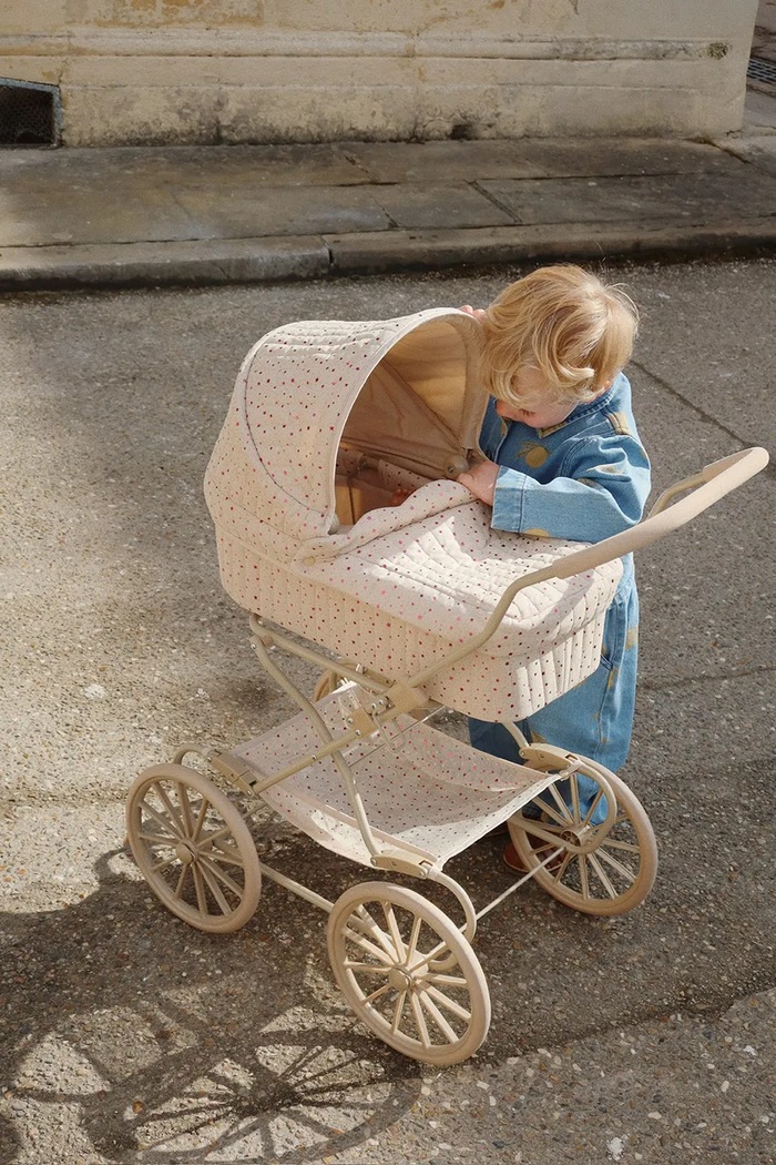Kočárek pro panenky Konges Sløjd TULLE DOLL PRAM béžová KS102919