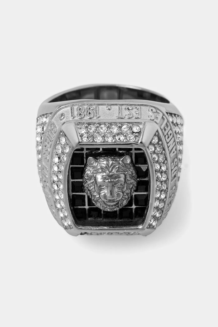 Prstýnek Guess LION KING JUMR05.002JW stříbrná SS25