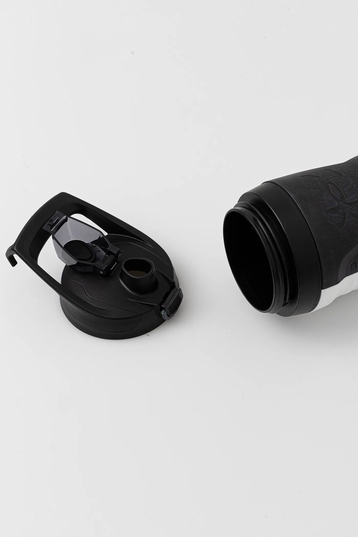 Akcesoria Under Armour bidon 950 ml UA70890 biały