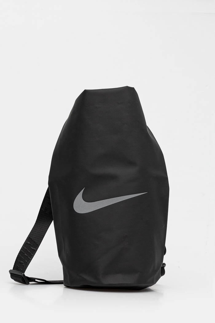Voděodolný kryt Nike Dry Bag 5L černá NESSF147