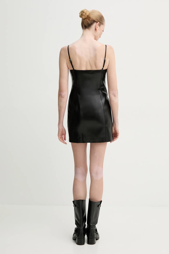 Дрехи Рокля Nanushka ALIDA NW25RSTP06299 черен