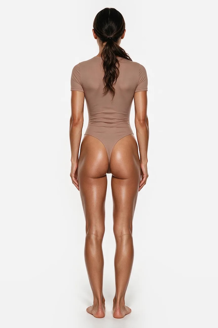 GOD SAVE QUEENS Боди для женщин T-SHIRT BODYSUIT GSQ.139.373 бежевый AA00