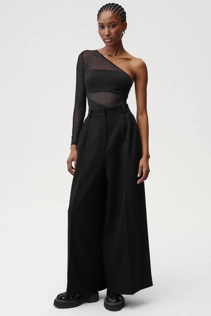 Undress Code body Sex and the City Bodysuit Thong 640. czarny SS25