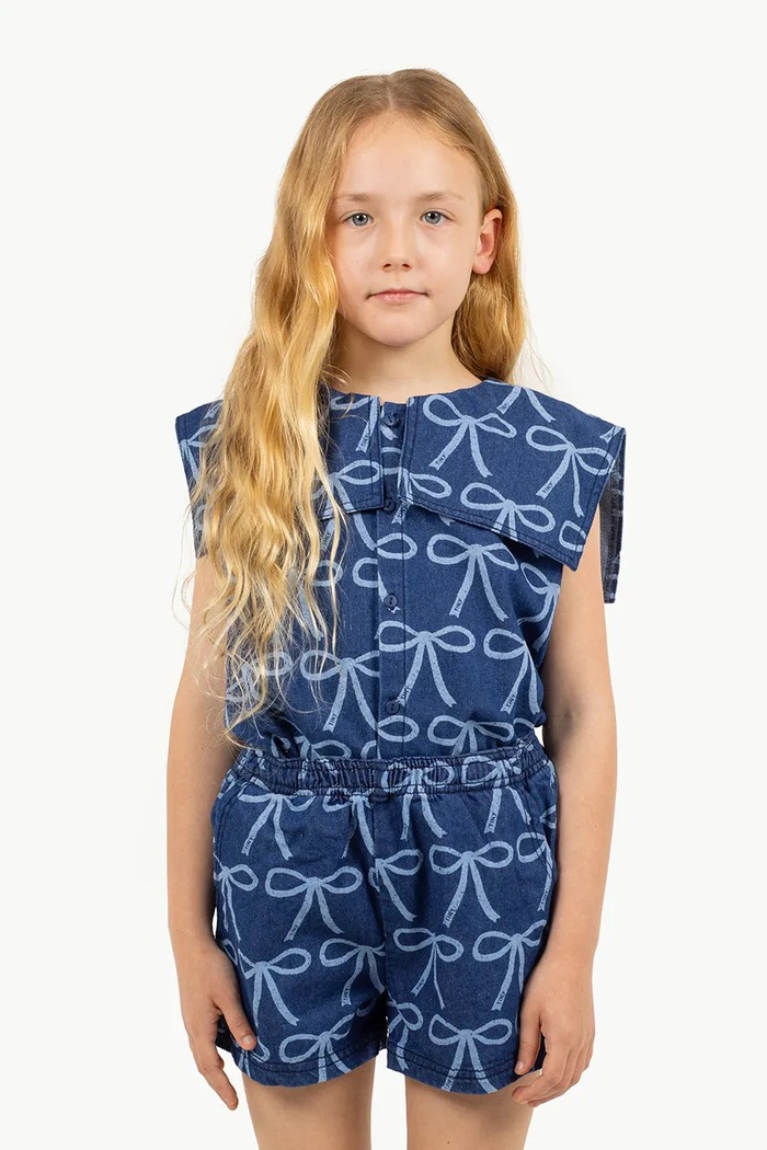 Детска блуза от деним Tinycottons BOWS BLOUSE дънков син SS25.233