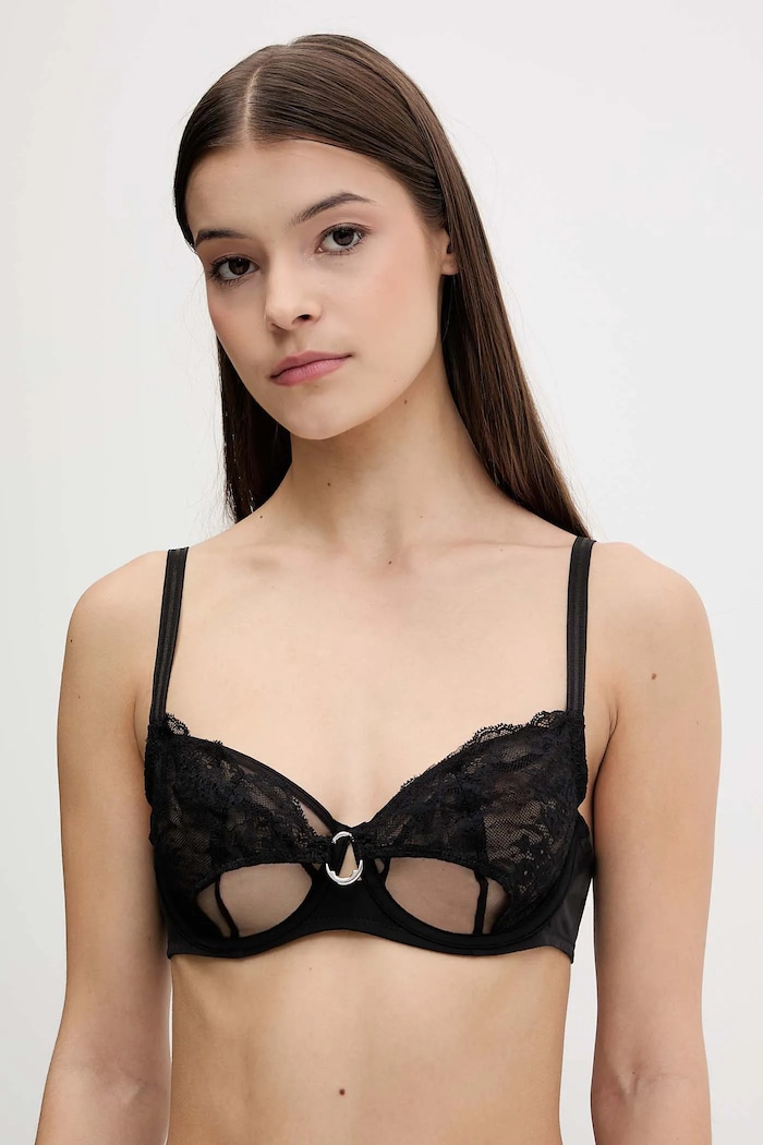 Сутиен Chantelle с банели черен C22MMU