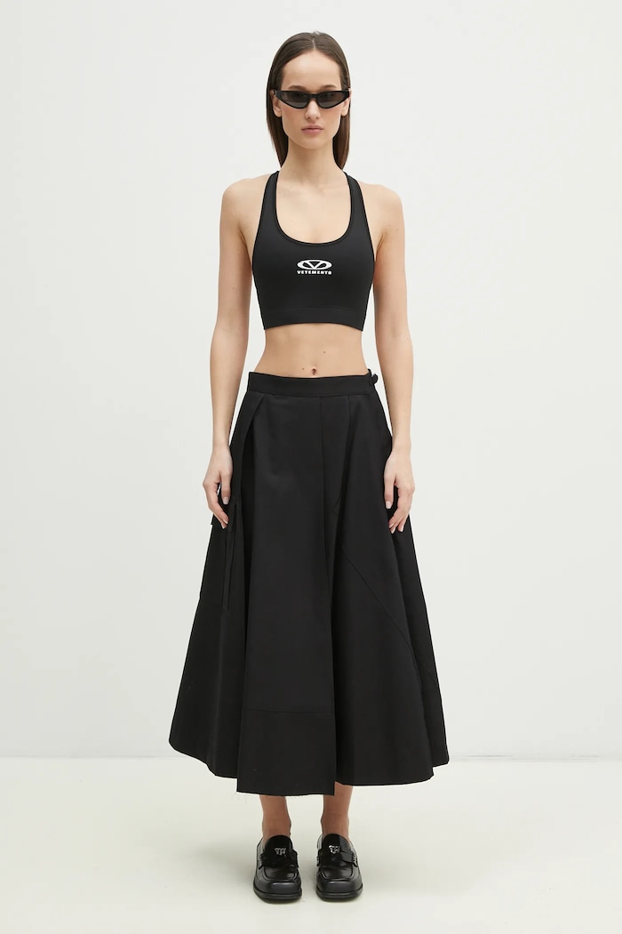 Športová podprsenka VETEMENTS Oval Logo WA66TO210B čierna
