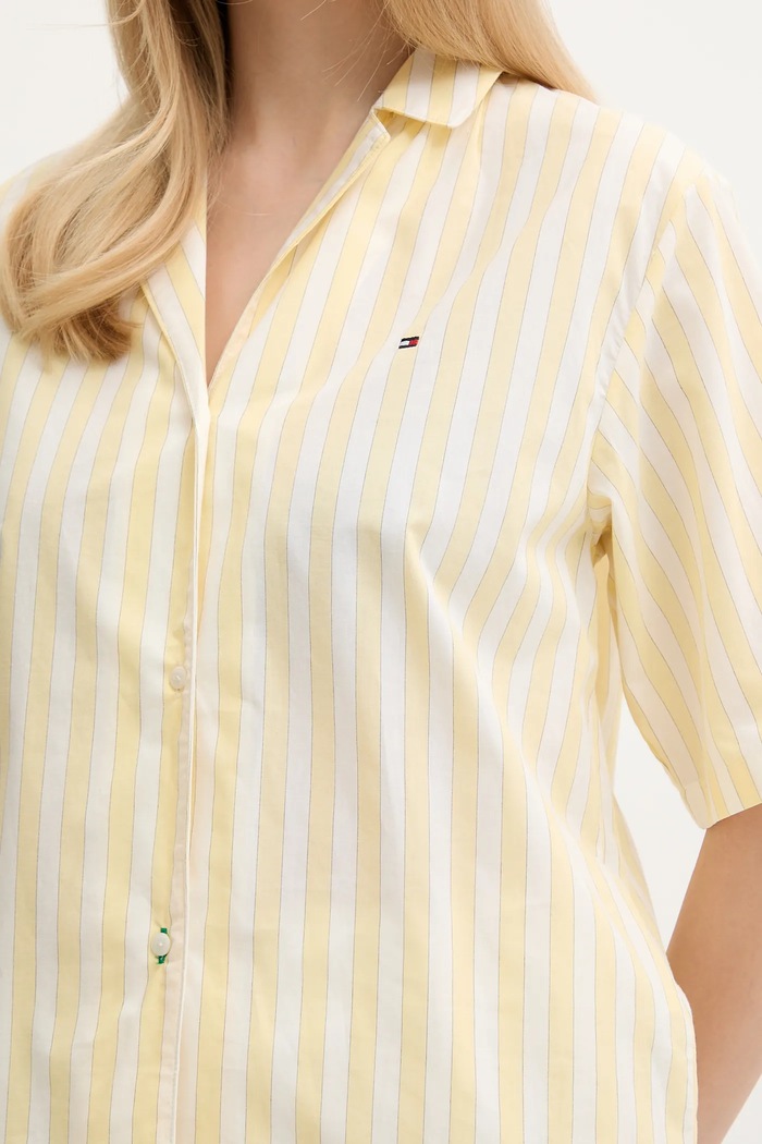 Bombažna spalna srajca Tommy Hilfiger rumena UW0UW05946