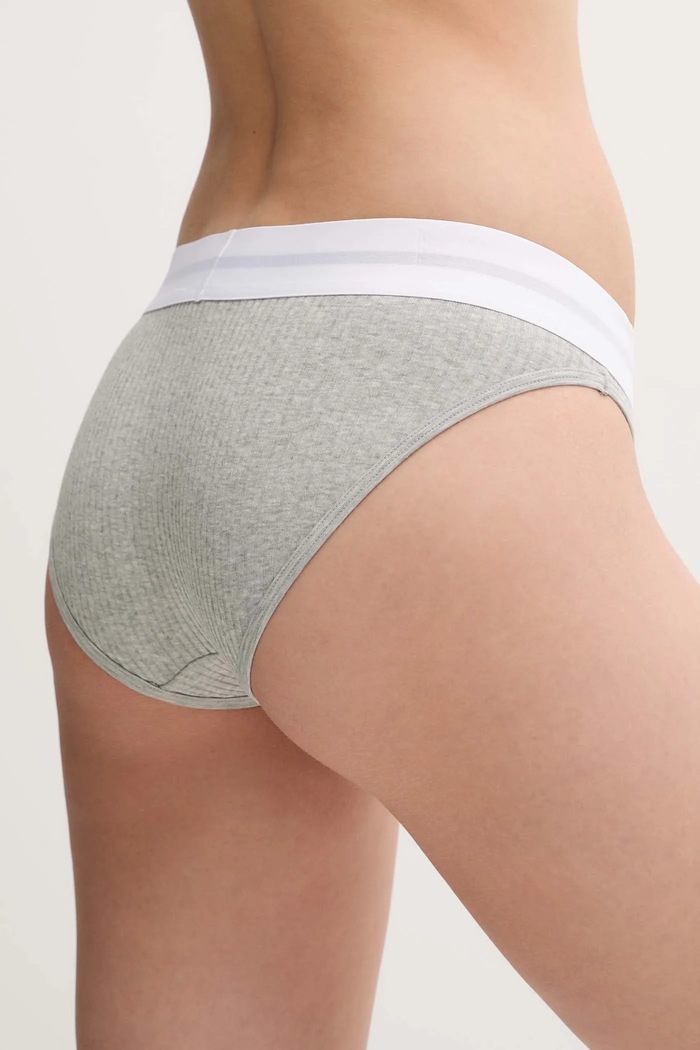 Calvin Klein Underwear bugyi LV00QF8022 szürke AW25