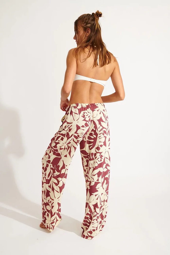 Oblečenie Plážové nohavice Banana Moon Sarong OKEAH.SARONG burgundské