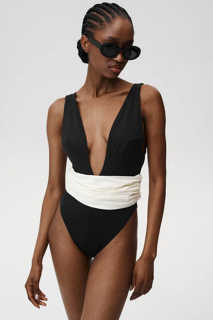 Jednodílné plavky Undress Code Aura Swimsuit 937 černá SS25