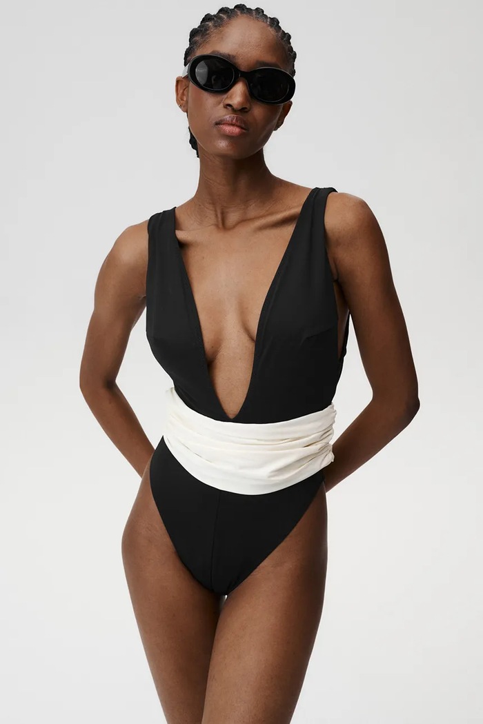 Jednodílné plavky Undress Code Aura Swimsuit černá 937