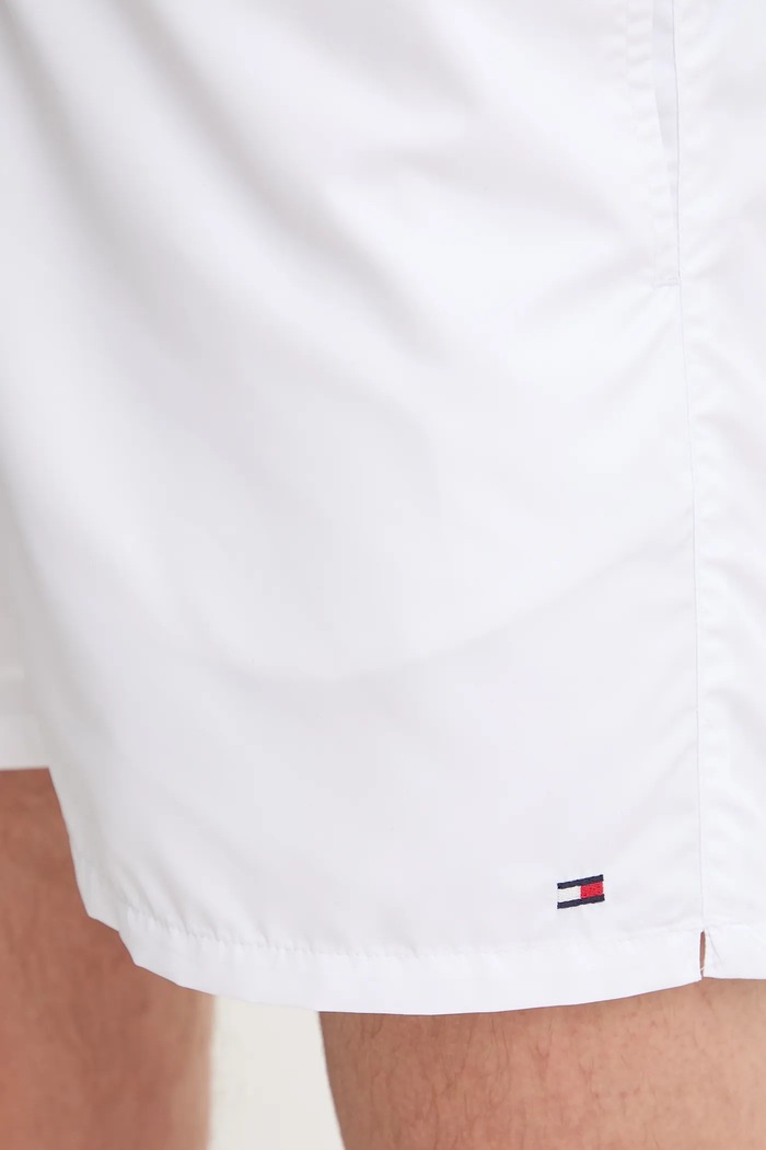 Plavkové šortky Tommy Hilfiger Tommy Hilfiger UM0UM03489 bílá