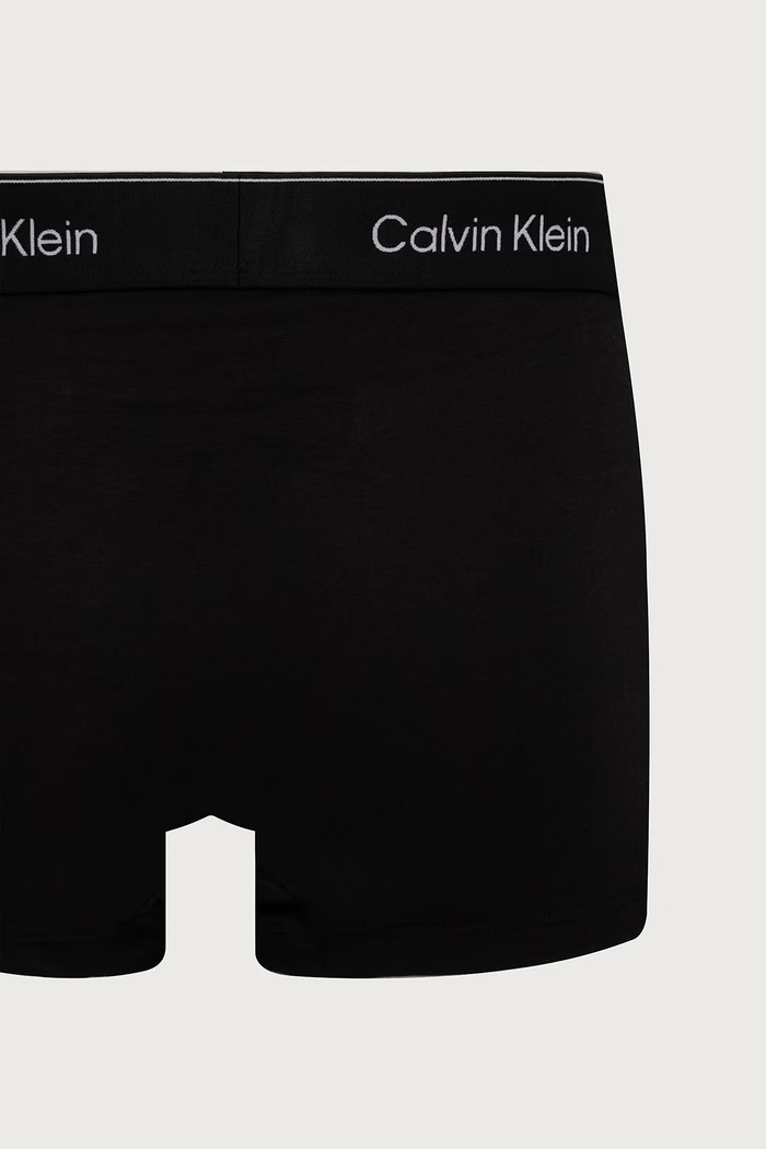 Calvin Klein Underwear Priliehavé boxerky pánske 3-pak LV00NB4389