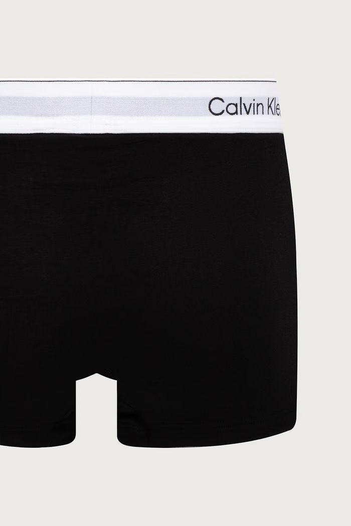 Oblečenie Calvin Klein Underwear Priliehavé boxerky pánske 3-pak LV00NB4389 sivá