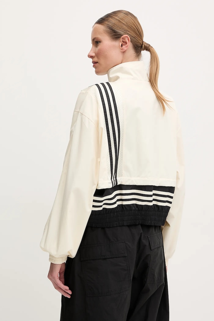 adidas Originals rövid kabát Woven Track Top bézs JD0096