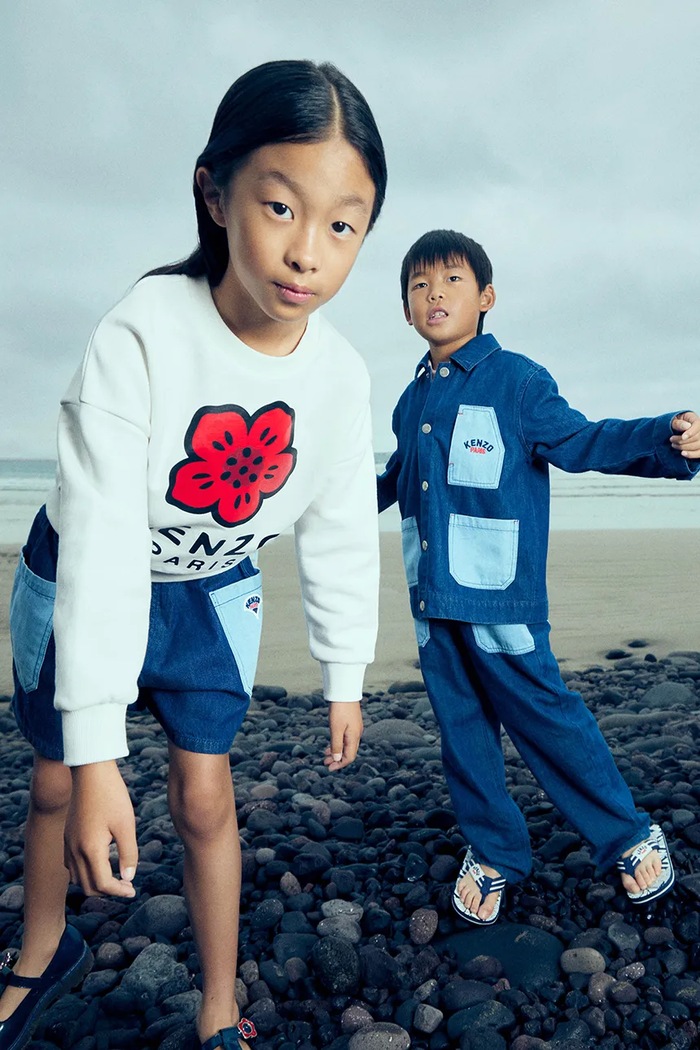 Момиче Детски памучен суичър Kenzo Kids K61047.114.150 бял