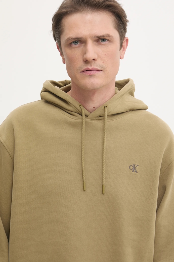 Bavlněná mikina Calvin Klein Jeans s kapucí zelená J30J326748