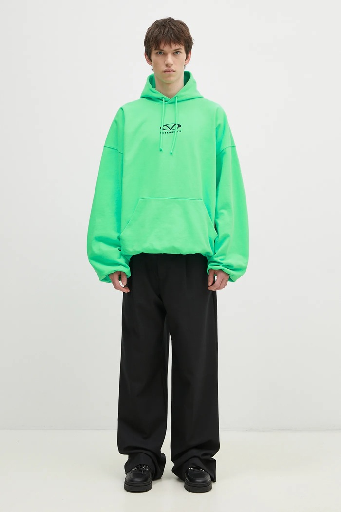Кофта VETEMENTS Oval Logo Cropped Boxy UA66HD600E