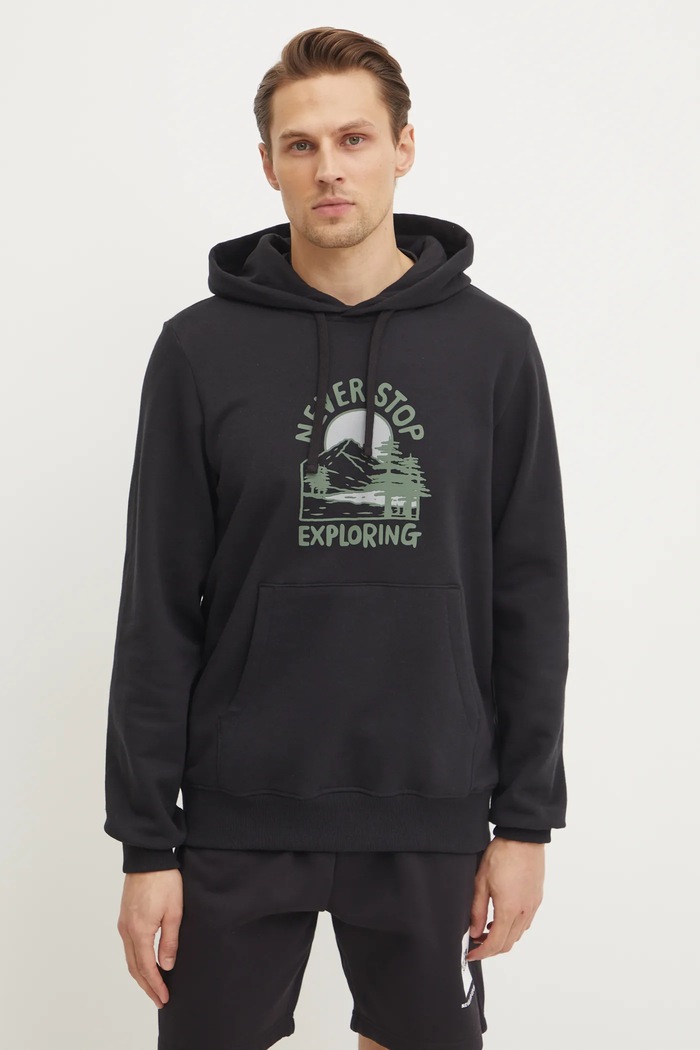 The North Face pamut melegítőfelső Outdoor Graphic pamut fekete NF0A8C20JK31