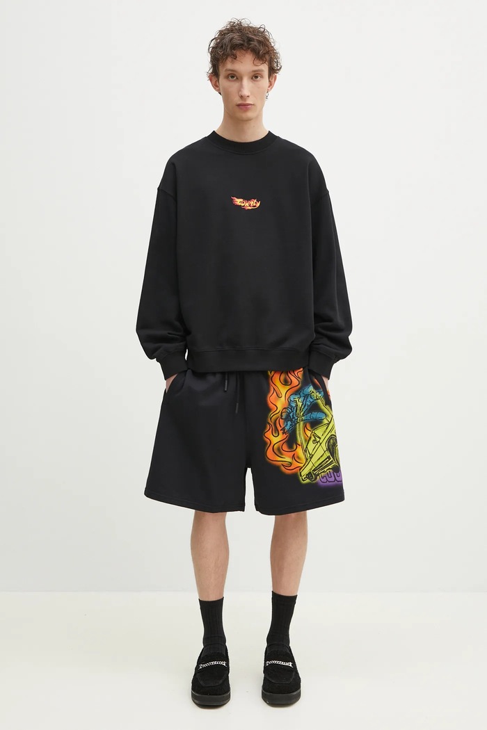 Marcelo Burlon bluza bawełniana County Flame Boxy Crewneck Black Red CMBA09CS25FLE0051025 czarny