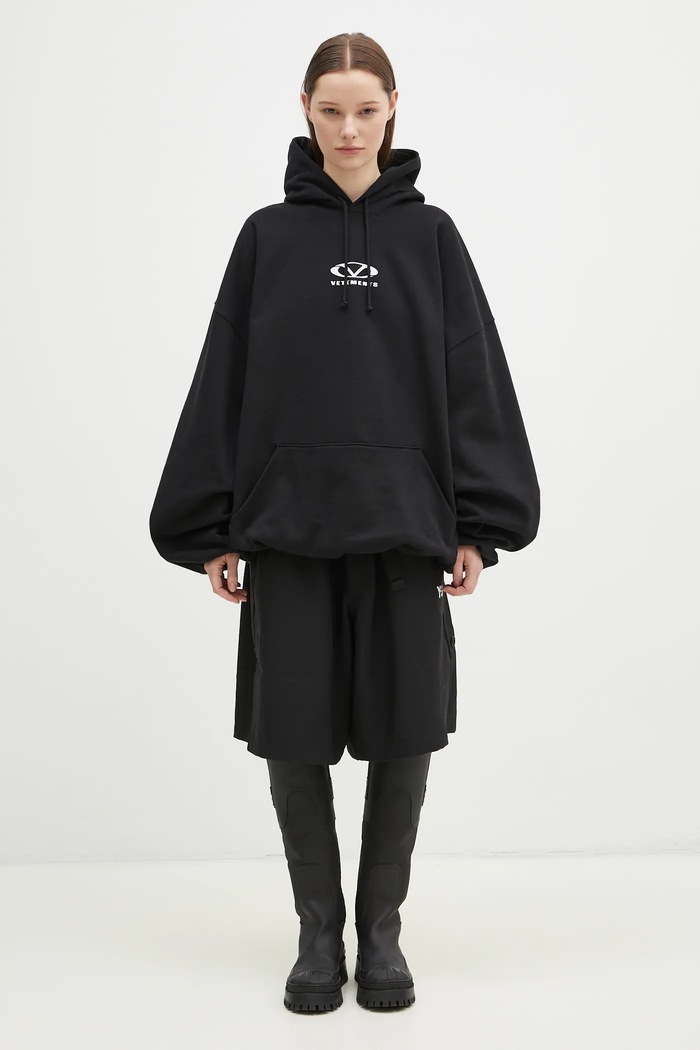 VETEMENTS sweatshirt Oval Logo Cropped Boxy UA66HD600BW