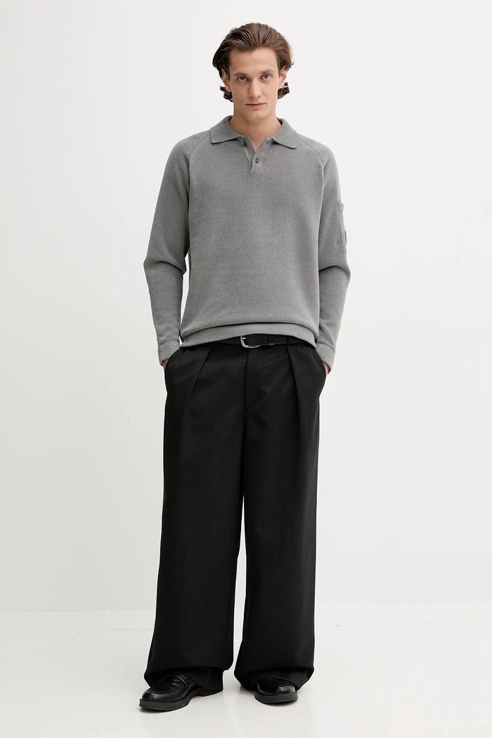 C.P. Company Sweter bawełniany 18CMKN070A005687G szary SS25